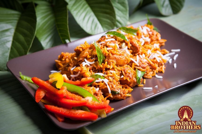 Chicken biryani with basmati rice, curry leaf and capsicum